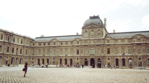 [The impressive Louvre exterior]